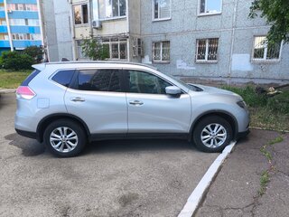 2016 Nissan X-Trail III, серебристый, 1570000 рублей, вид 3