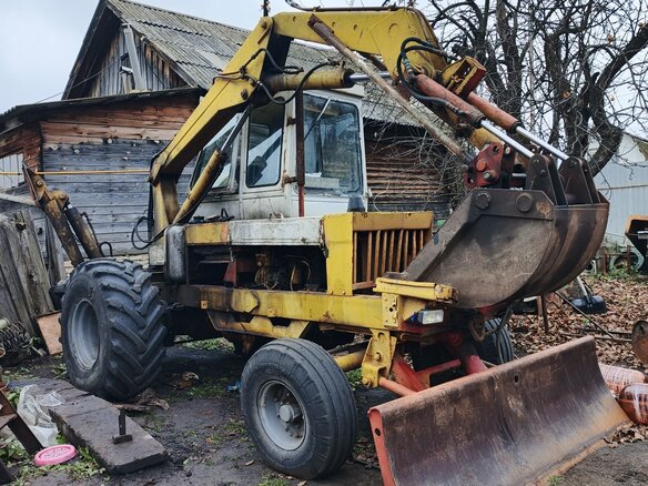 1985 ПЭА Погрузчик-экскаватор, 360000 рублей