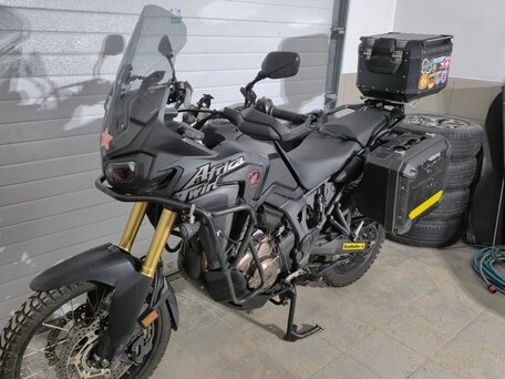2017 Honda CRF 1000L Africa Twin, чёрный, 1250000 рублей, вид 1