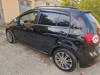 2011 Volkswagen Golf Plus II, чёрный, 795000 рублей, вид 4