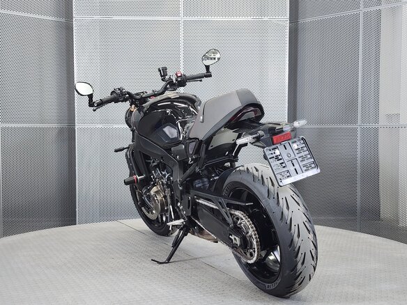 2023 Yamaha XSR900, чёрный, 927000 рублей - вид 6