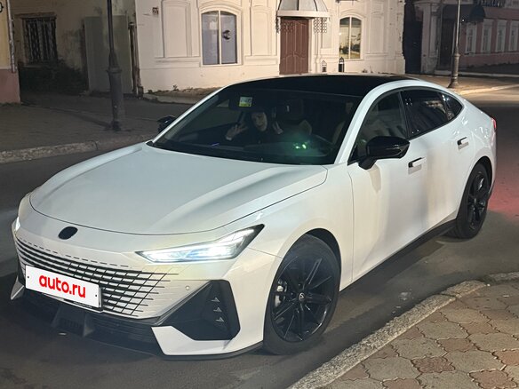 2023 Changan UNI-V I, белый, 2150000 рублей - вид 1