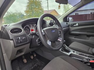 2011 Ford Focus II Рестайлинг, серебристый, 580000 рублей, вид 5