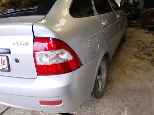 2011 Lada (ВАЗ) Priora I, серебристый - вид 4