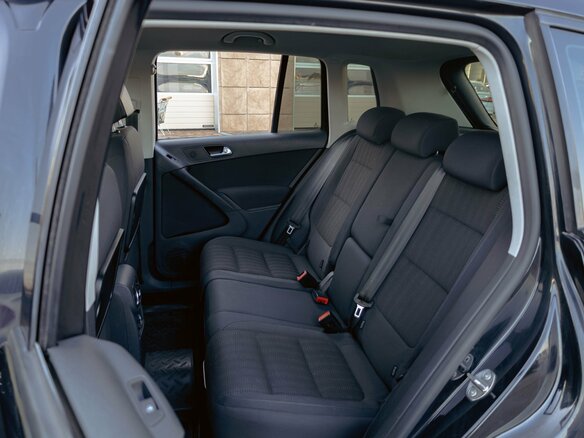 2012 Volkswagen Tiguan I Рестайлинг, чёрный, 1295000 рублей - вид 18