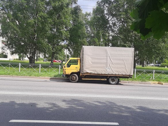1992 Toyota Dyna, жёлтый, 350000 рублей