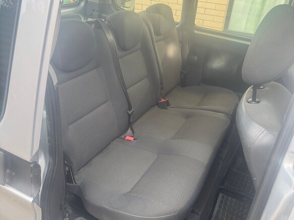 2011 Citroen Berlingo I Рестайлинг, серебристый, 510000 рублей - вид 6