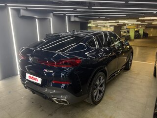 2019 BMW X6 M50i III (G06), синий, 7650000 рублей, вид 4