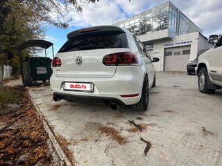 2011 Volkswagen Golf GTI VI, белый, 1700000 рублей, вид 3