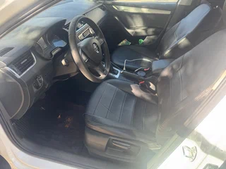2017 Skoda Octavia III (A7), белый, 1400000 рублей, вид 5