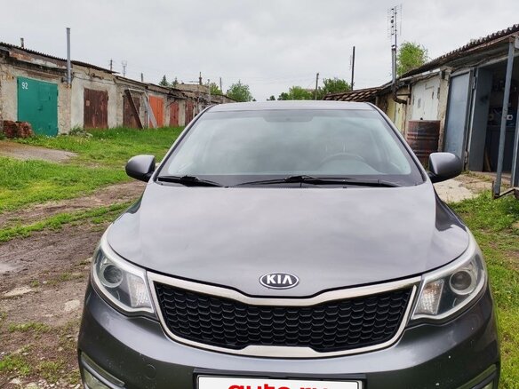 2016 Kia Rio III Рестайлинг, серый, 950000 рублей - вид 2