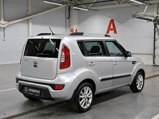 2013 Kia Soul I Рестайлинг, серебристый, 959000 рублей, вид 5