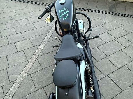 2015 Harley-Davidson Sportster 883, чёрный, 700000 рублей, вид 3