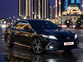 2018 Toyota Camry VIII (XV70), синий, 2060000 рублей, вид 2