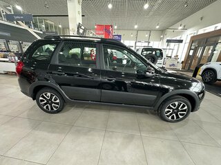 2026 Lada (ВАЗ) Granta Cross I Рестайлинг, чёрный, 1366000 рублей, вид 2