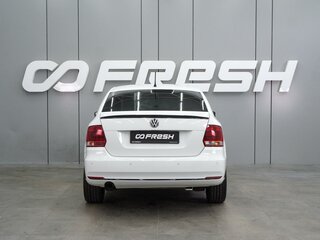2016 Volkswagen Polo V Рестайлинг, белый, 1099000 рублей, вид 4