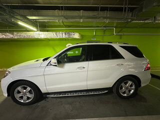 2015 Mercedes-Benz M-Класс 300 III (W166), белый, 3150000 рублей, вид 3