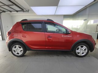 2016 Renault Sandero Stepway II, красный, 890000 рублей, вид 4