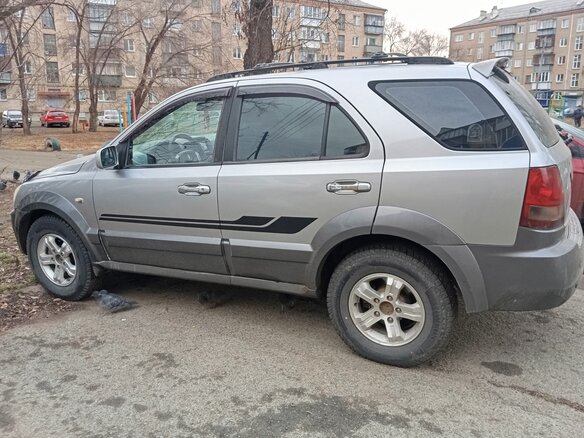 2003 Kia Sorento I, серый, 630000 рублей - вид 7