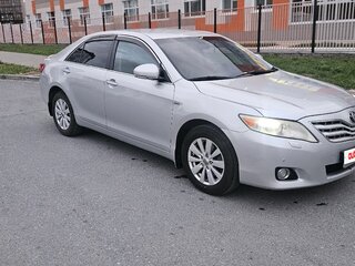 2010 Toyota Camry VI (XV40) Рестайлинг, серебристый, 1290000 рублей, вид 2