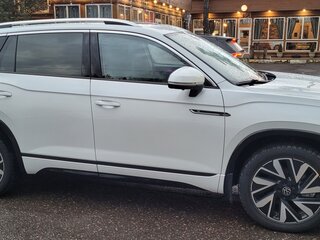 2023 Volkswagen Tayron I Рестайлинг, белый, 4000000 рублей, вид 4