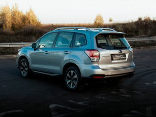 2017 Subaru Forester IV Рестайлинг 2, серебристый, 1960000 рублей, вид 3