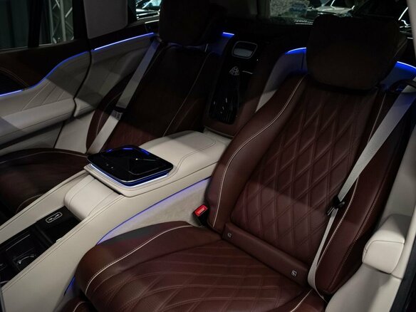 2023 Mercedes-Benz Maybach GLS 600 I Рестайлинг, чёрный, 20594000 рублей - вид 38