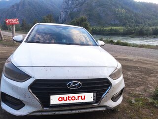 2017 Hyundai Solaris II, белый, 629000 рублей, вид 3