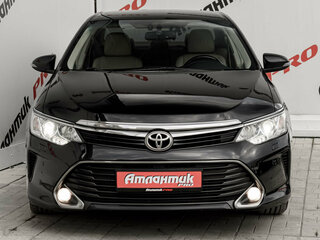 2016 Toyota Camry VII (XV50) Рестайлинг, чёрный, 1995000 рублей, вид 2