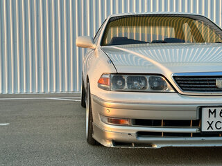 2000 Toyota Mark II VIII (X100), белый, 1100000 рублей, вид 2