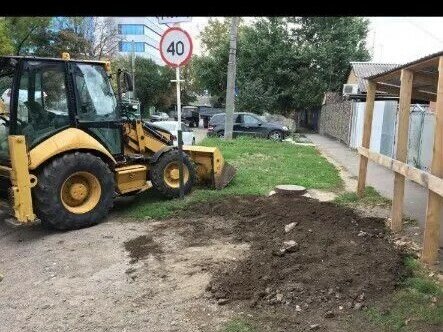 2007 Caterpillar 432, жёлтый, 4200000 рублей