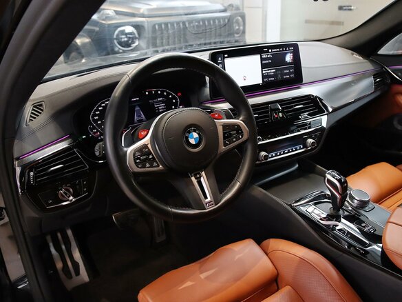 2020 BMW M5 VI (F90) Рестайлинг, чёрный, 10000000 рублей - вид 12