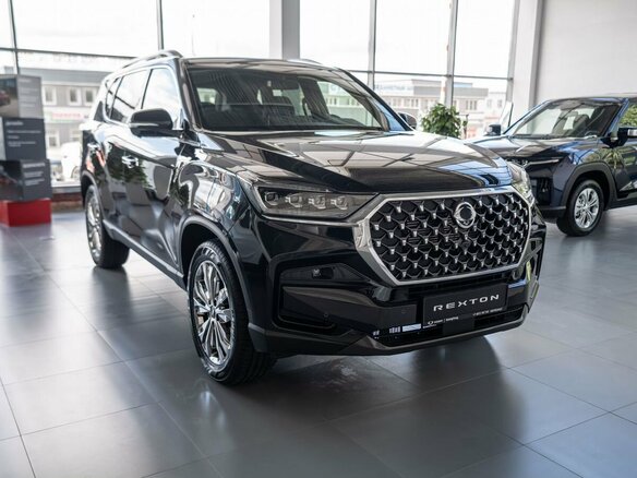 2025 KGM Rexton, чёрный, 6245000 рублей - вид 2