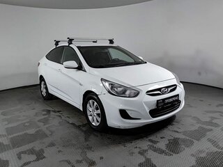 2012 Hyundai Solaris I, белый, 635000 рублей, вид 3