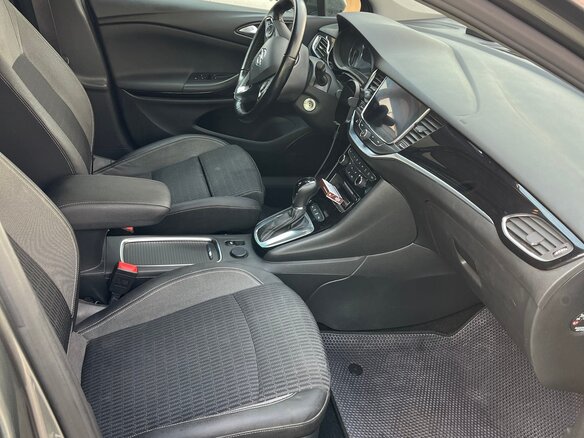 2019 Opel Astra K Рестайлинг, серебристый, 1599000 рублей - вид 12