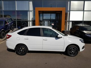 2022 Lada (ВАЗ) Granta Euro-2 I Рестайлинг, белый, 674000 рублей, вид 4