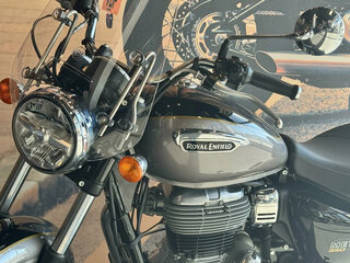 2025 Royal Enfield Meteor, серый, 528000 рублей, вид 2
