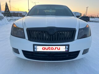 2012 Skoda Octavia II (A5) Рестайлинг, белый, 900000 рублей, вид 5