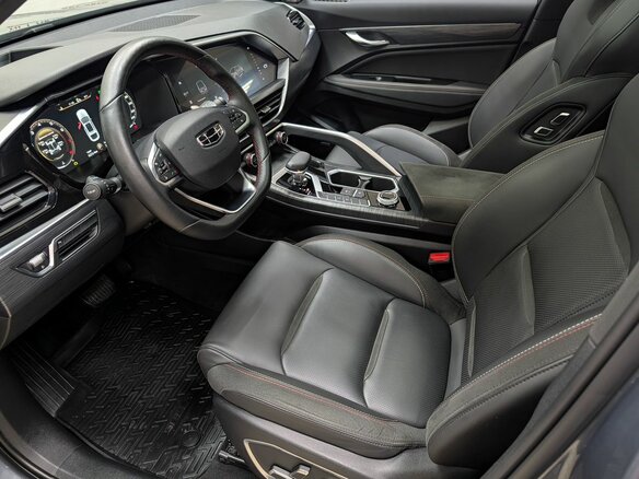 2024 Geely Tugella I Рестайлинг, серый, 2899000 рублей - вид 9