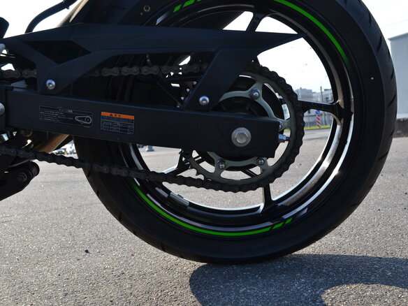 2024 Kawasaki Ninja 400, зелёный, 700000 рублей - вид 12