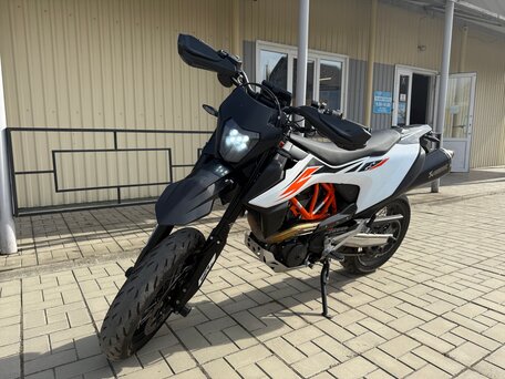 2019 KTM 690 SMC R, чёрный, 850000 рублей, вид 1