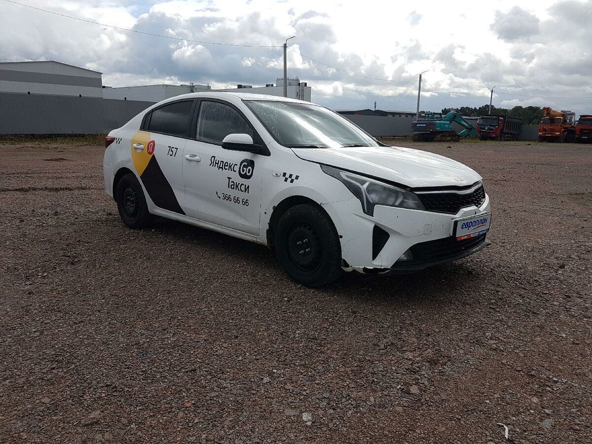 Открыть фотографии: Kia Rio IV Рестайлинг