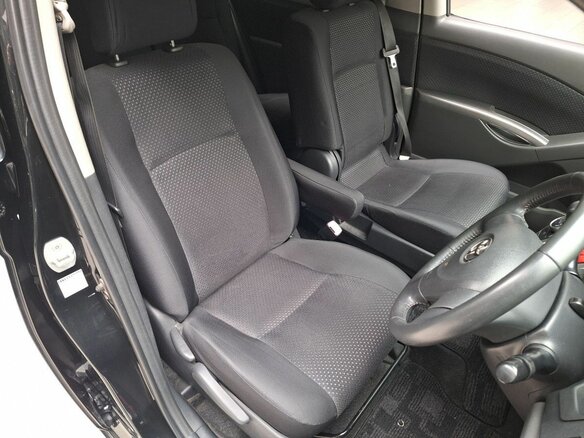 2010 Toyota ISis I Рестайлинг, чёрный, 1150000 рублей - вид 15