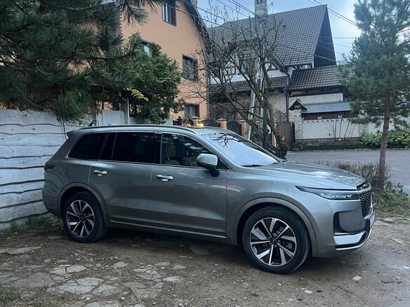 2022 Li Auto (Lixiang) One I Рестайлинг, серый, 3500000 рублей - вид 5