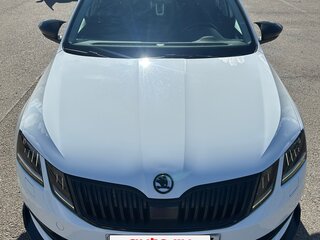 2017 Skoda Octavia III (A7) Рестайлинг, белый, 2000000 рублей, вид 4