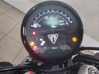 2026 Triumph Trident 660, чёрный, 1098000 рублей, вид 5