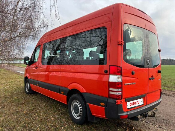 2018 Mercedes-Benz Sprinter, красный, 3396192 рублей - вид 5