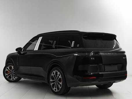 2025 Lynk & Co 900, чёрный, 7789000 рублей, вид 4