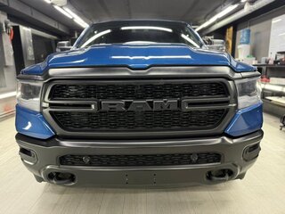2023 Ram 1500 Crew Cab eTorque V, синий, 7900000 рублей, вид 2