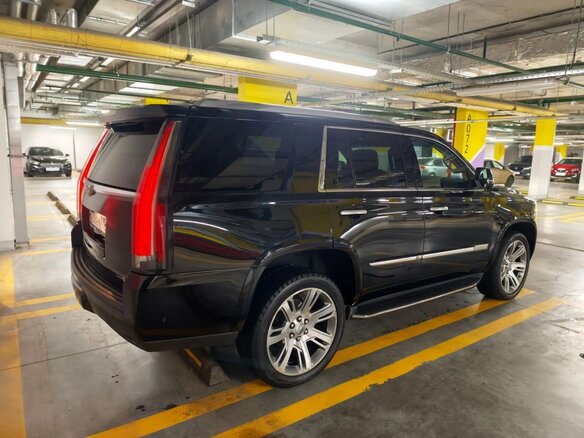 2018 Cadillac Escalade IV, чёрный, 6100000 рублей - вид 9